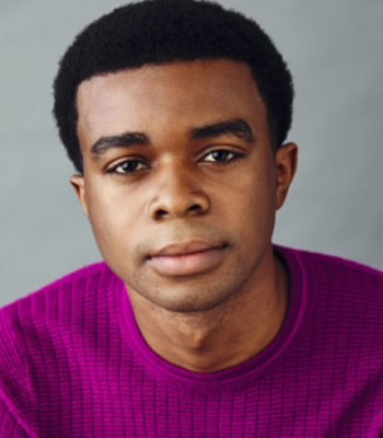 Headshot of Curtis Holland